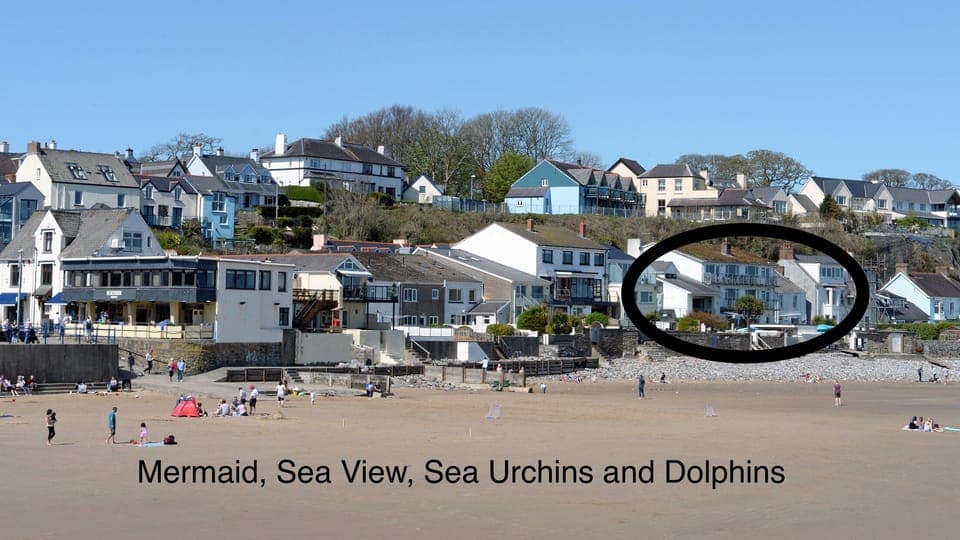 Sea Front Apartment with Views