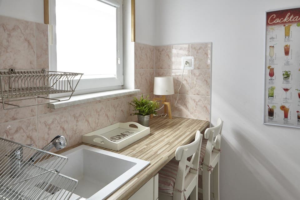 Kitchen / Facilities 