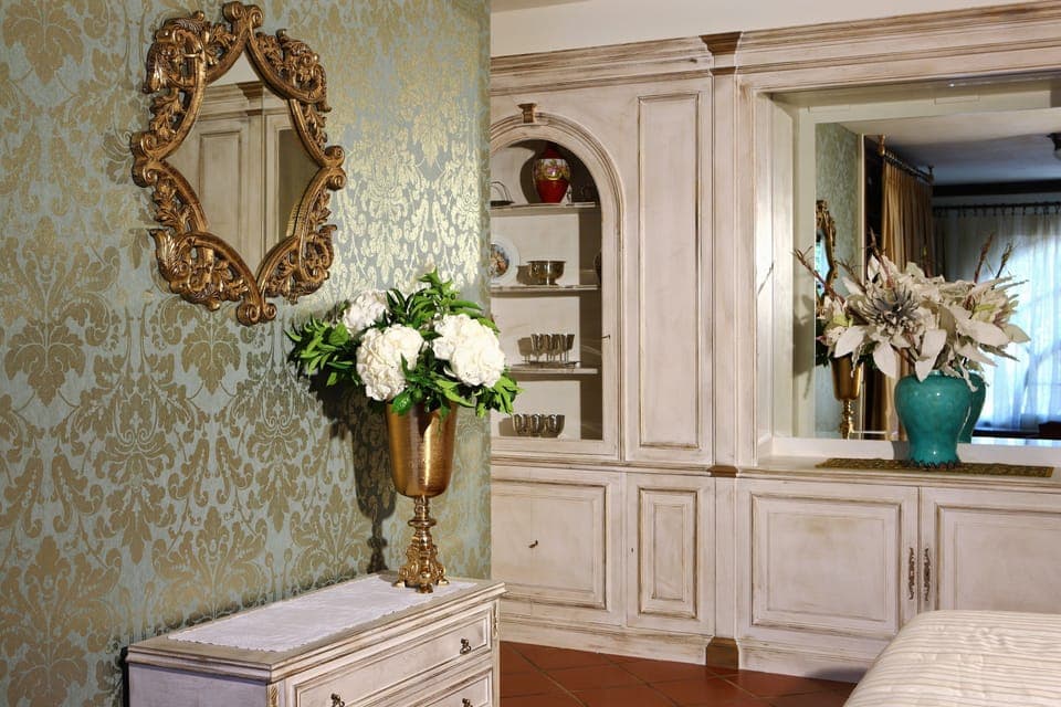 Deluxe Villa | Living area | Flat-screen TV, DVD player