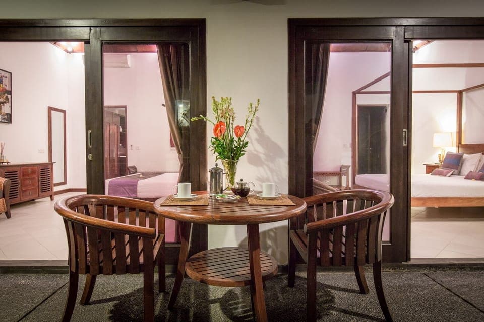 2Bed Villa 350meters to KuDeTa,Seminyak;