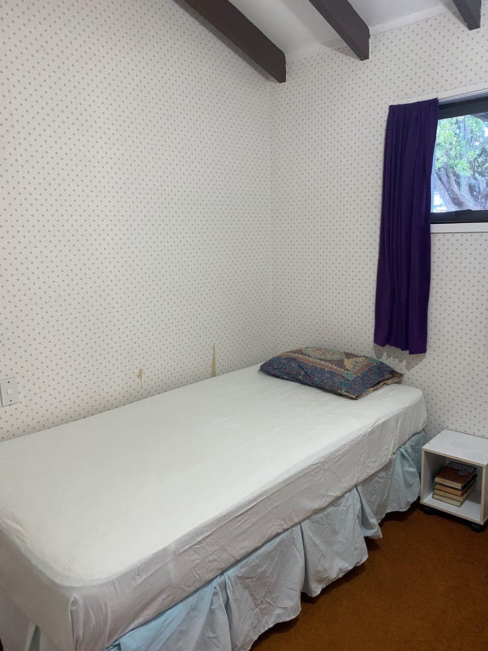 Downstairs single room