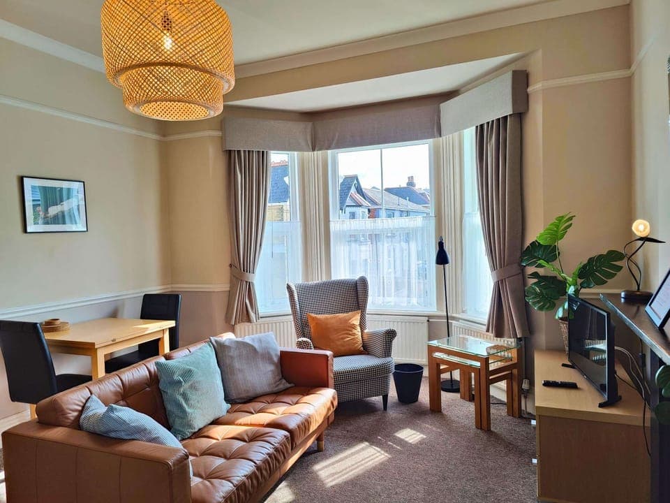 Elizabeth Apt Lounge 1.