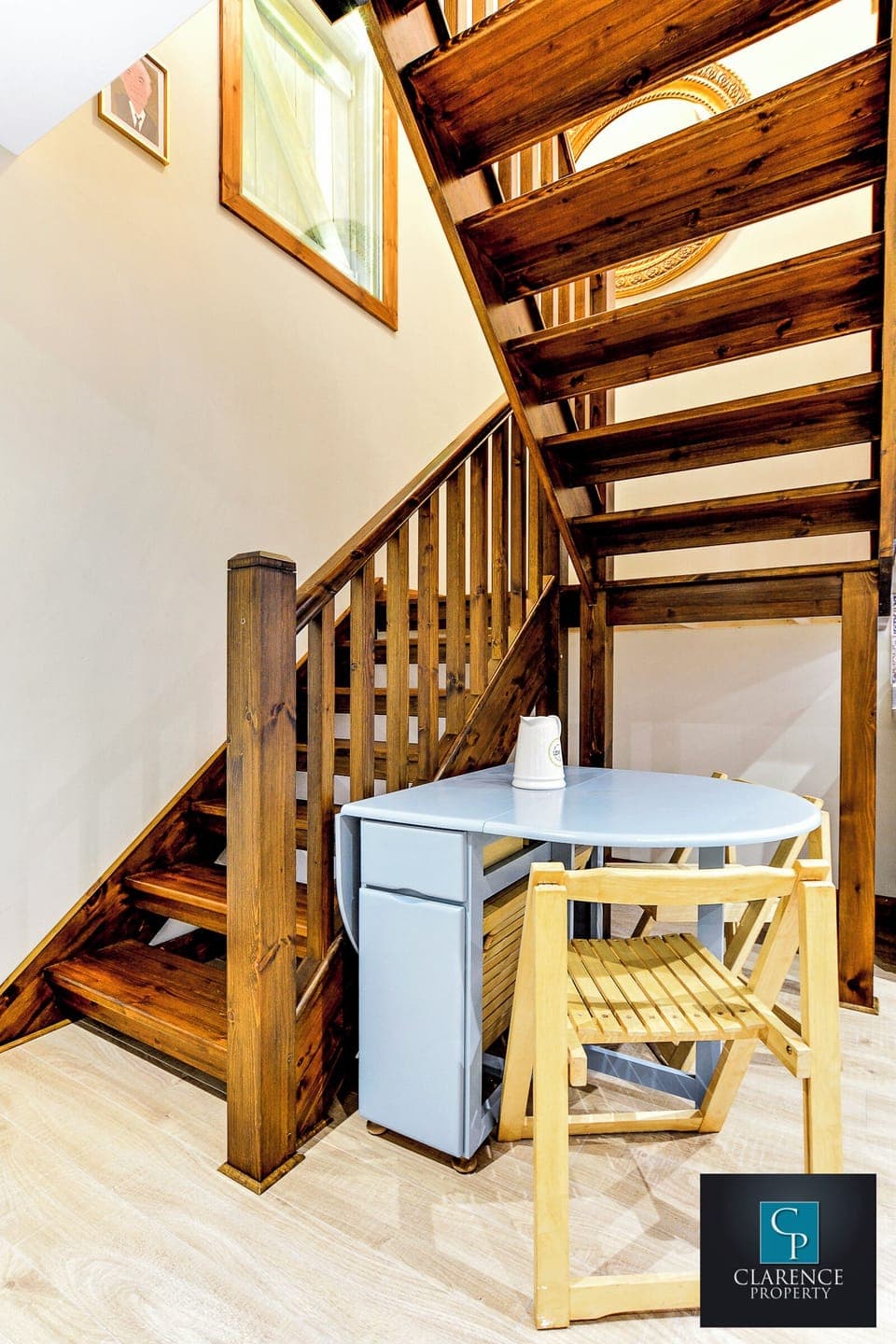 1 bedroom, individually decorated, individually furnished