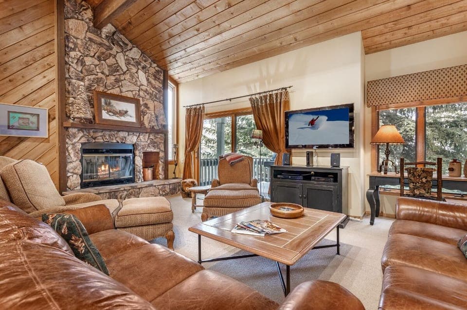 Large, spacious living room