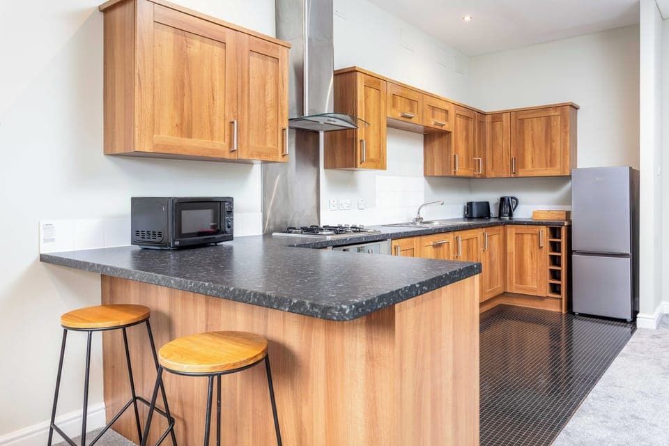 2 bedrooms, individually decorated, individually furnished