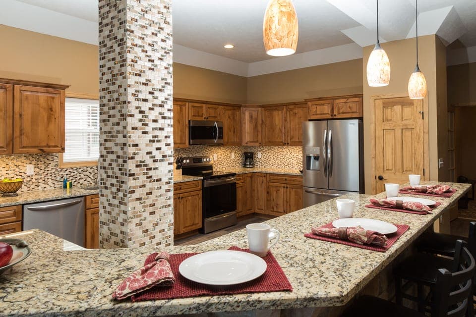 KITCHEN SEATING