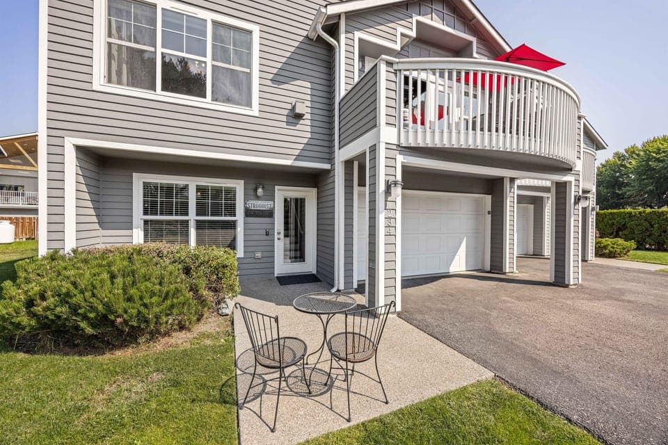 Welcome to Weekend Vibes