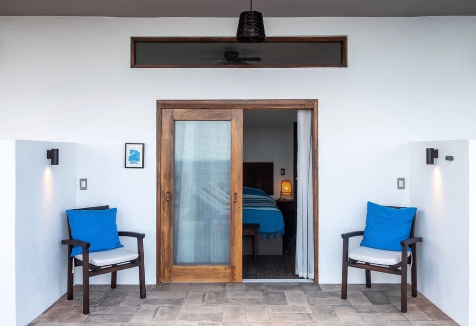 Double Room, 1 King Bed, Partial Ocean View | In-room safe, individually decorated, individually furnished