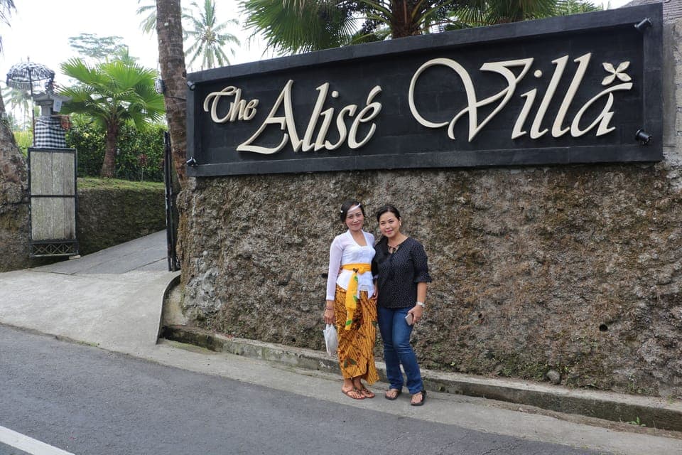 Entrance gate of Alise villa with Logo sign