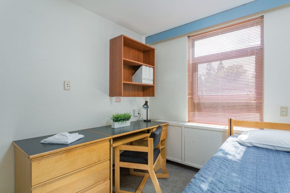 Basic Single Room, 1 Twin Bed | Free WiFi, bed sheets