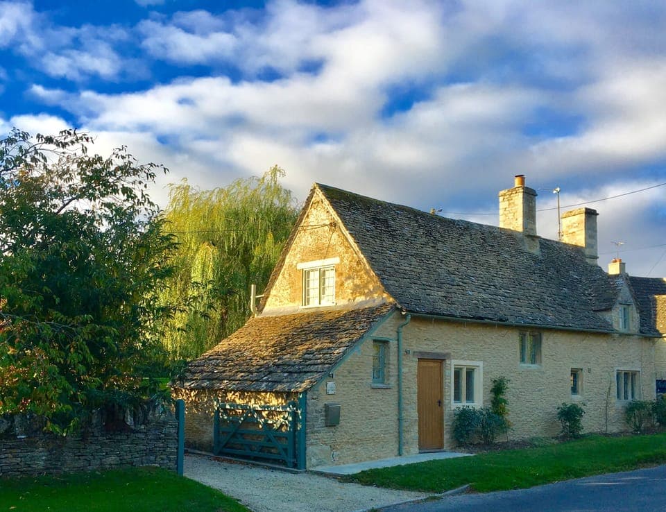 Culls Cottage - in the glorious Cotswold village of Southrop.