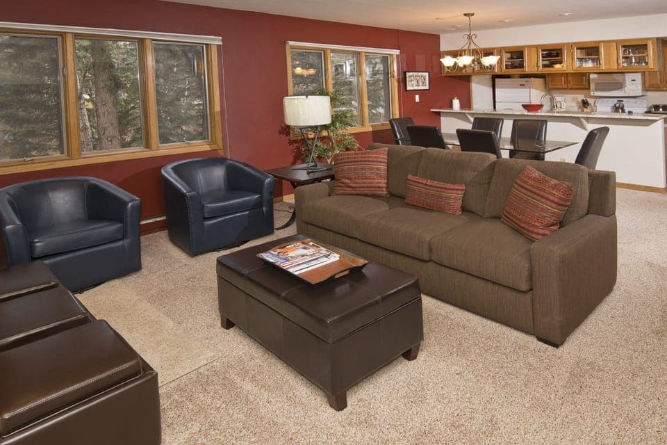 Condo, 1 Bedroom | Living area | Smart TV