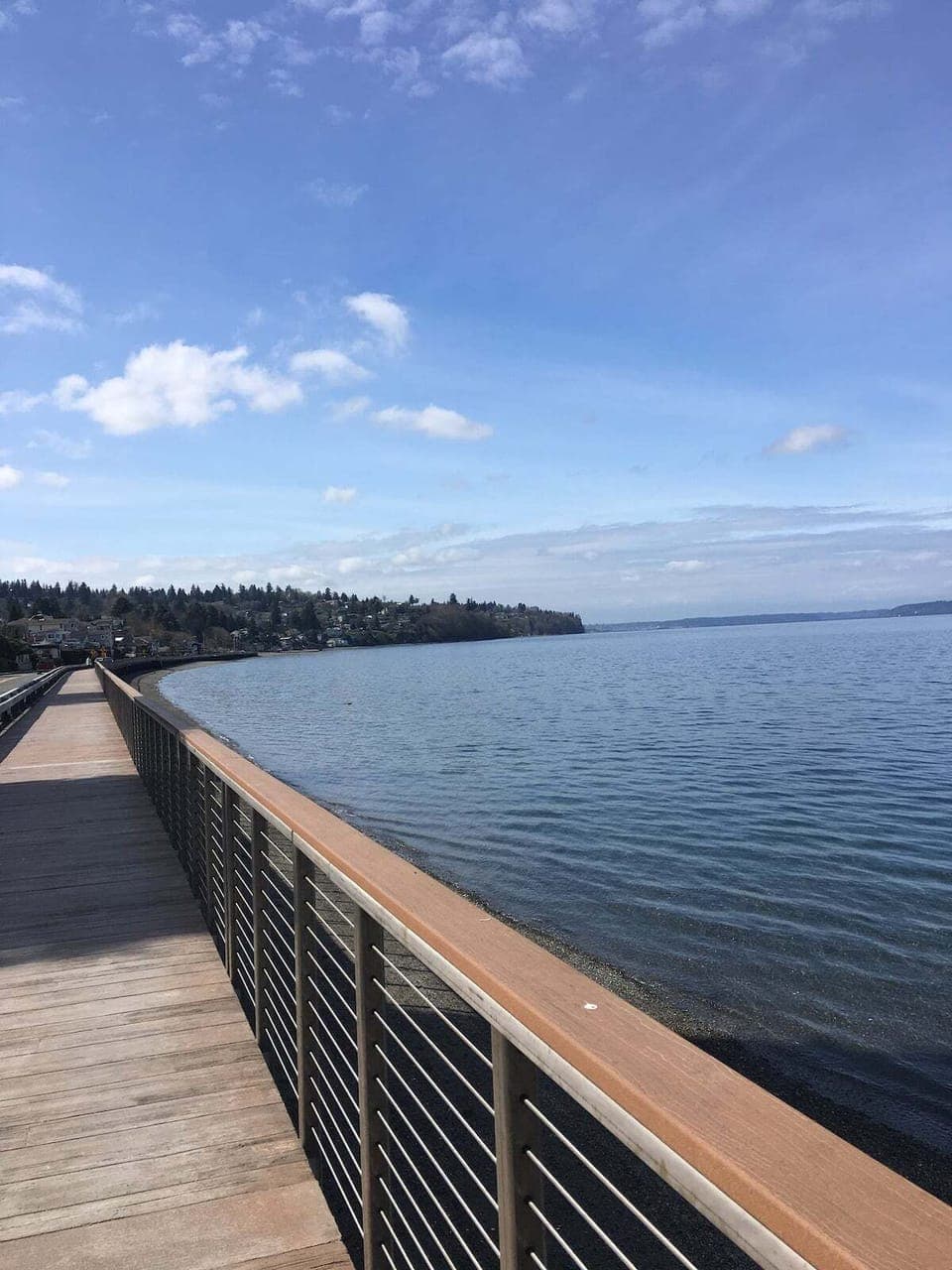 Redondo Beach walk 5 min's away