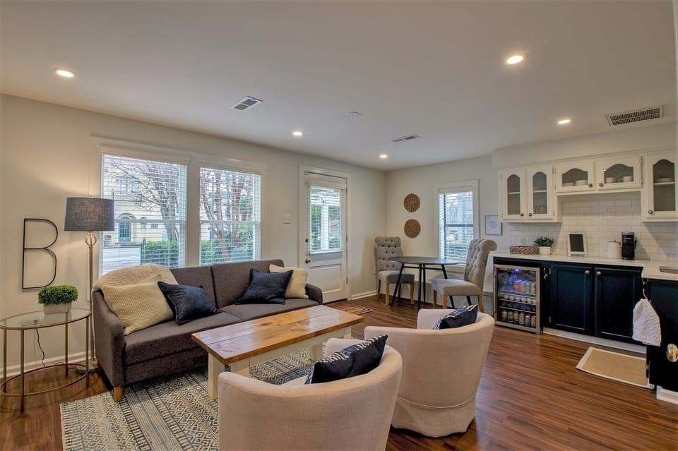 Baker Cottage | Egyptian cotton sheets, premium bedding, down comforters, pillowtop beds