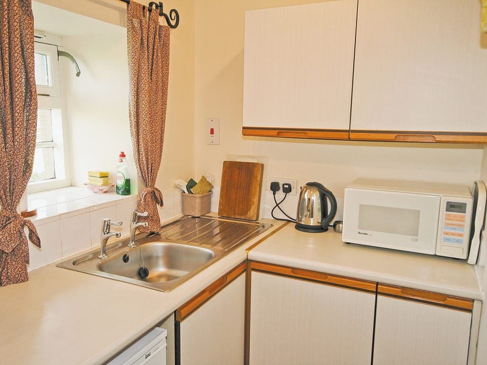 Kitchen | Boosley Grange Cottage, Fawfieldhead, nr. Buxton