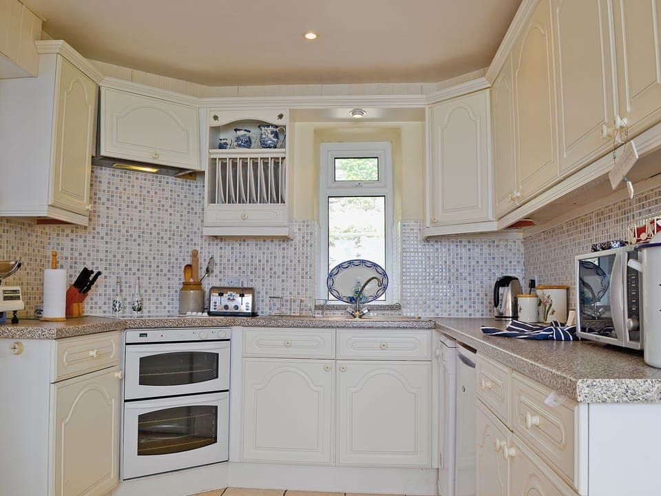 Kitchen | Rhosmair, Llanaber, near Barmouth