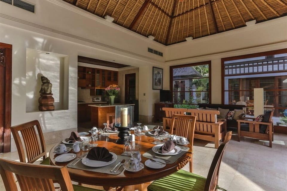 3 Bed Luxury Villa in Karma Jimbaran;