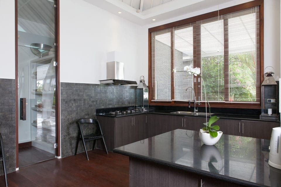 Pure Villa Estate,Outstanding 6Bed.