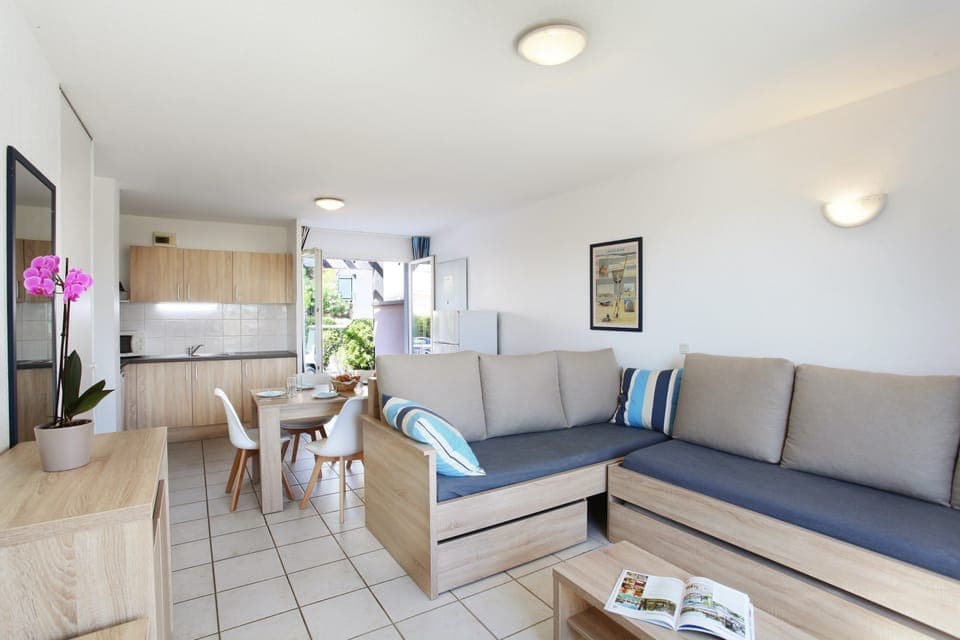 Find peace and relaxation with your close friends and family in this stunning living room.