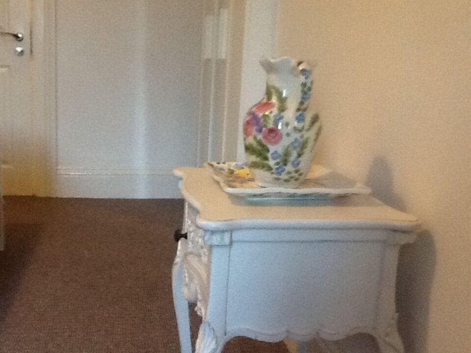 Double Room with Garden View | 1 bedroom, iron/ironing board, free cribs/infant beds, free WiFi