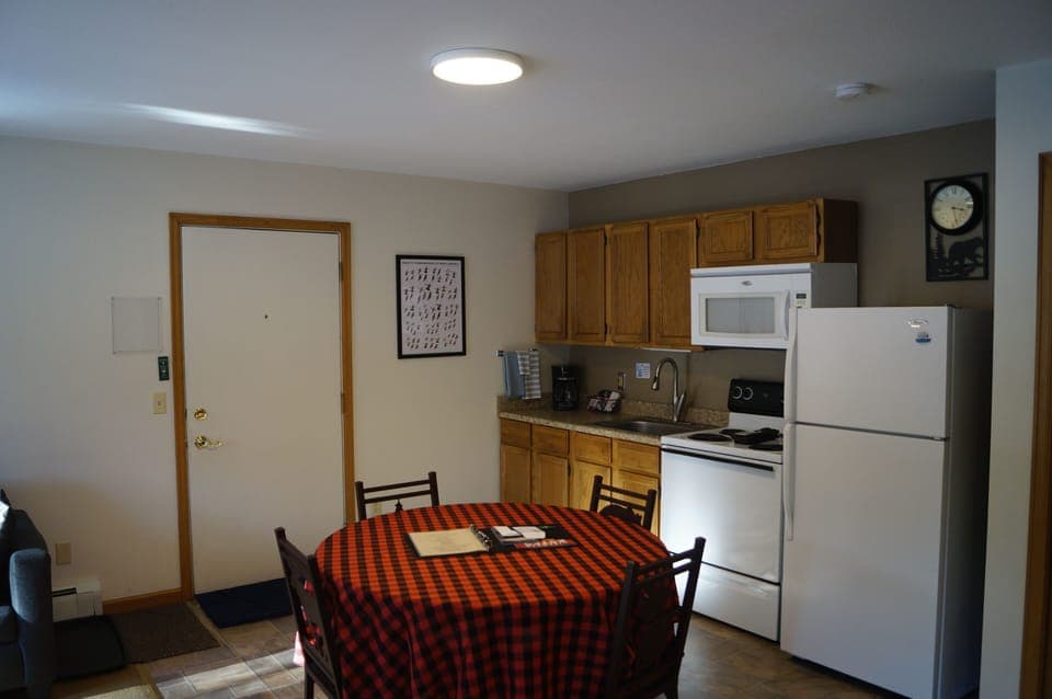 Lodge 6 | Private kitchen | Coffee/tea maker