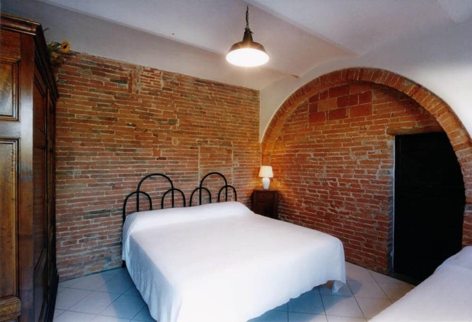 Apartment, 1 Bedroom | Bed sheets