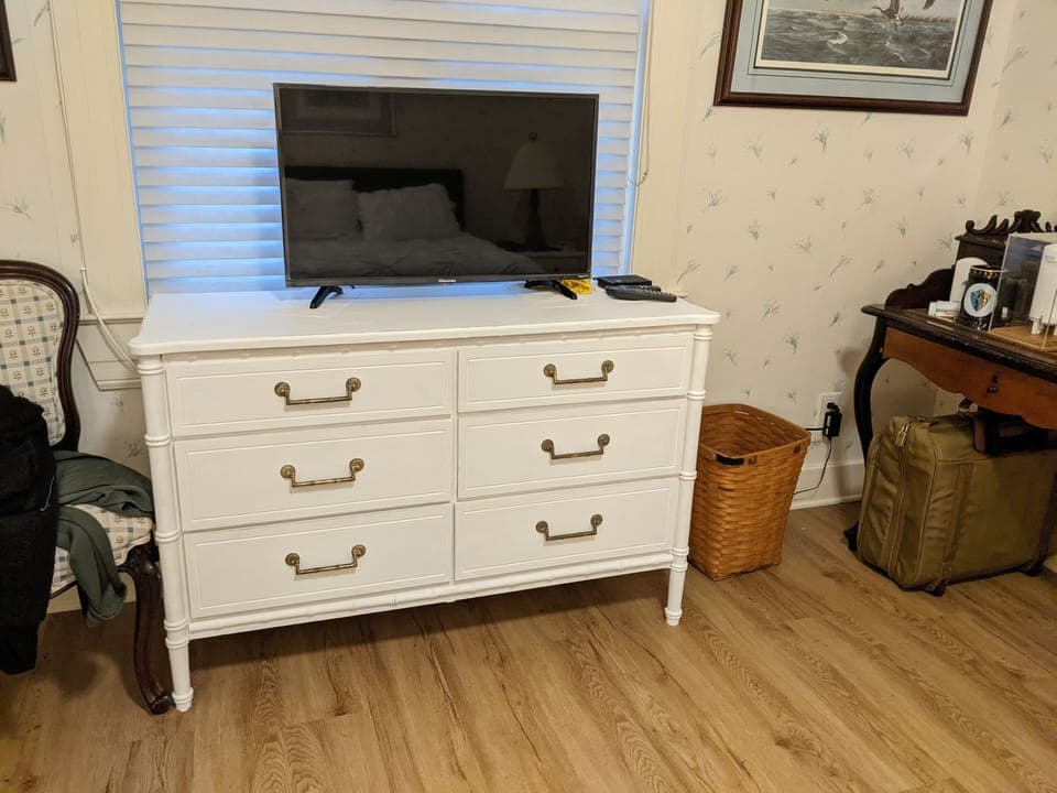Cable with Roku TV