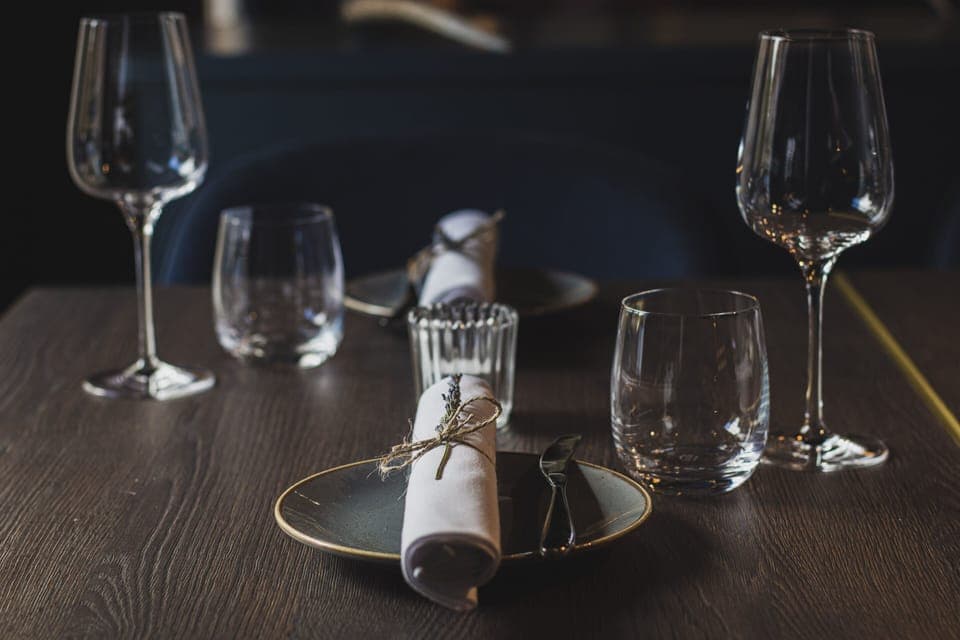 Breakfast, lunch and dinner served