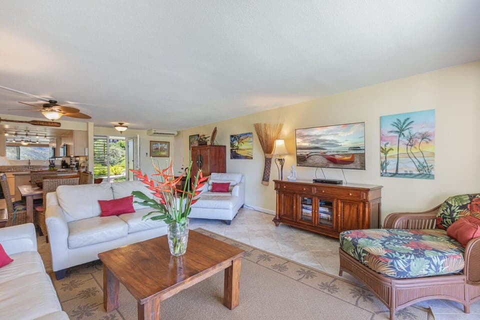 Cozy yet spacious Living room from the lanai 