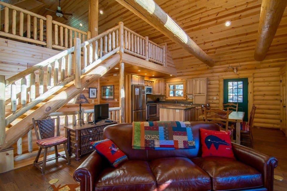 Building, Furniture, Couch, Indoors, Room