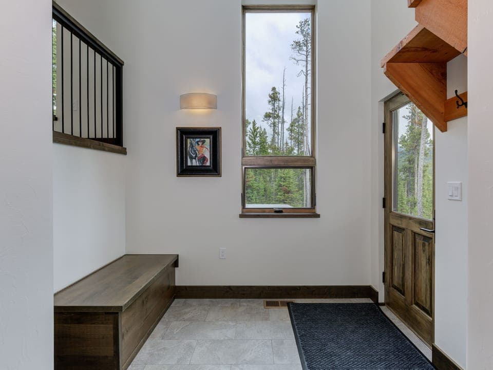 Homestead Chalet 4 Claim Jumper, Entry, 2