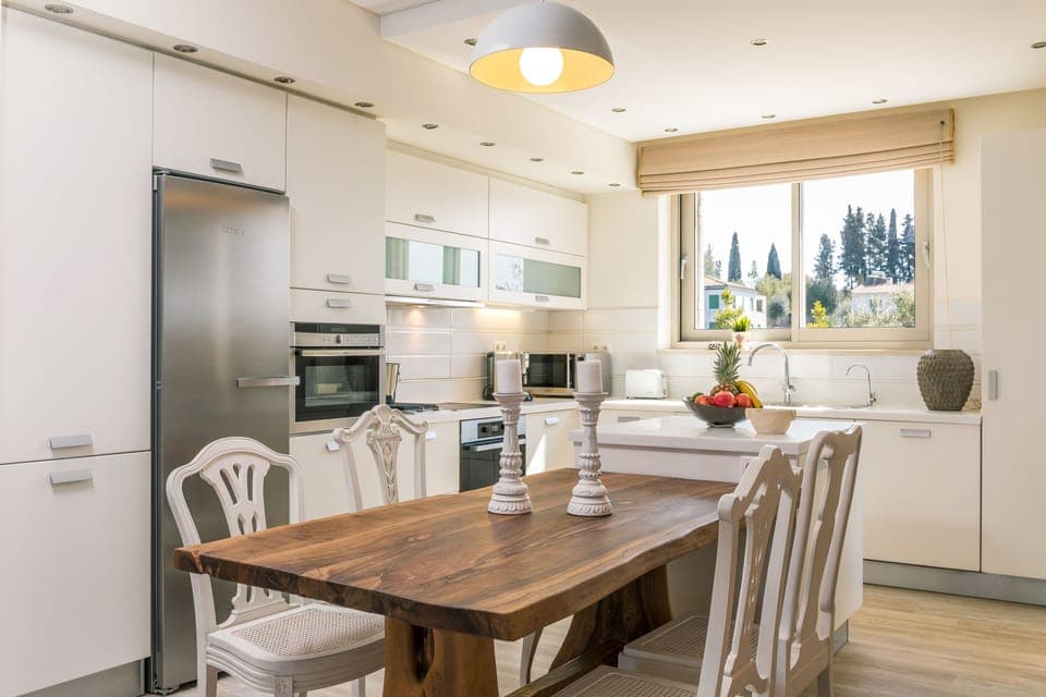 Villa, 4 Bedrooms, Sea View | Private kitchen | Full-size fridge, microwave, oven, stovetop