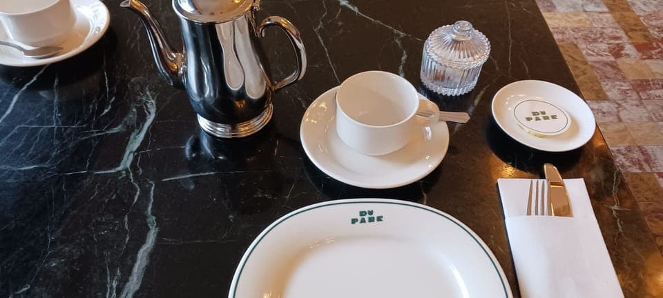 Daily buffet breakfast (EUR 19 per person)