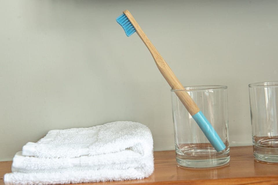 Classic Double Room | Bathroom amenities | Free toiletries, hair dryer, bathrobes, towels