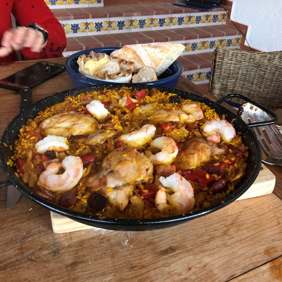 All crockery and cutlery included.