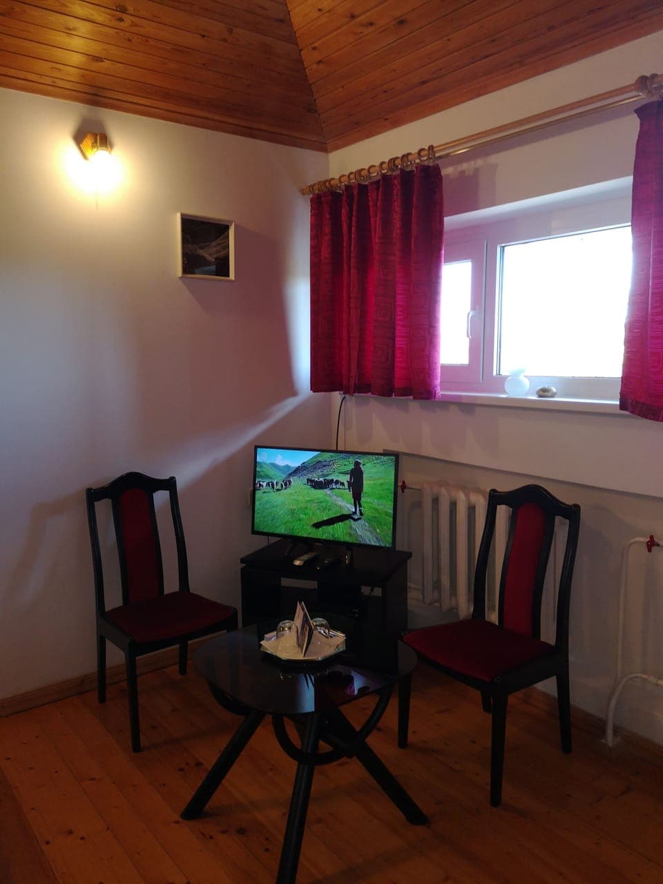 Classic Triple Room, Garden View | Hypo-allergenic bedding, down comforters, individually decorated