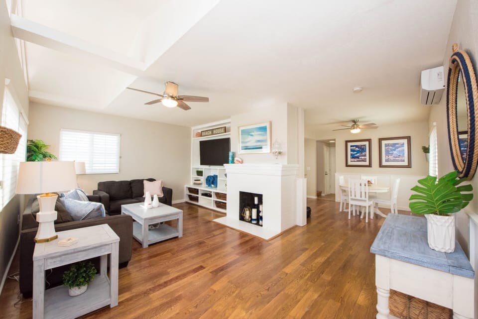 Front living room with 60" TV