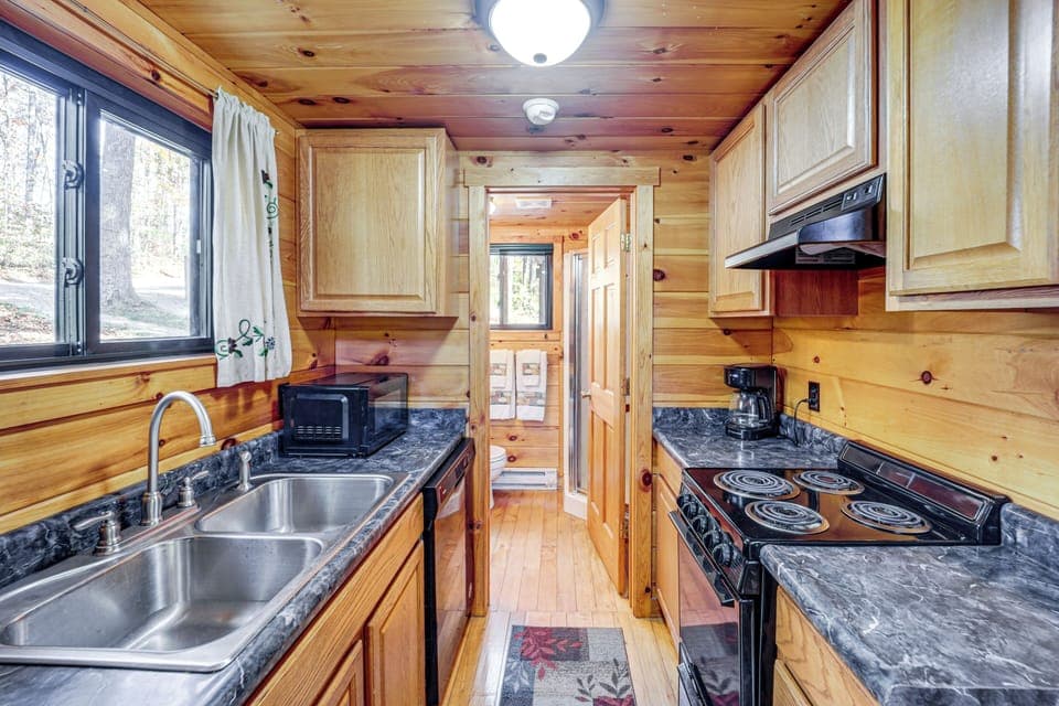 Kitchen | Dishwasher | Coffee Maker | Cookware & Utensils | Toaster | Microwave