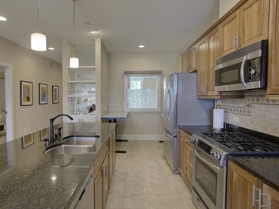 Condo 232 - Fully Furnished Kitchen