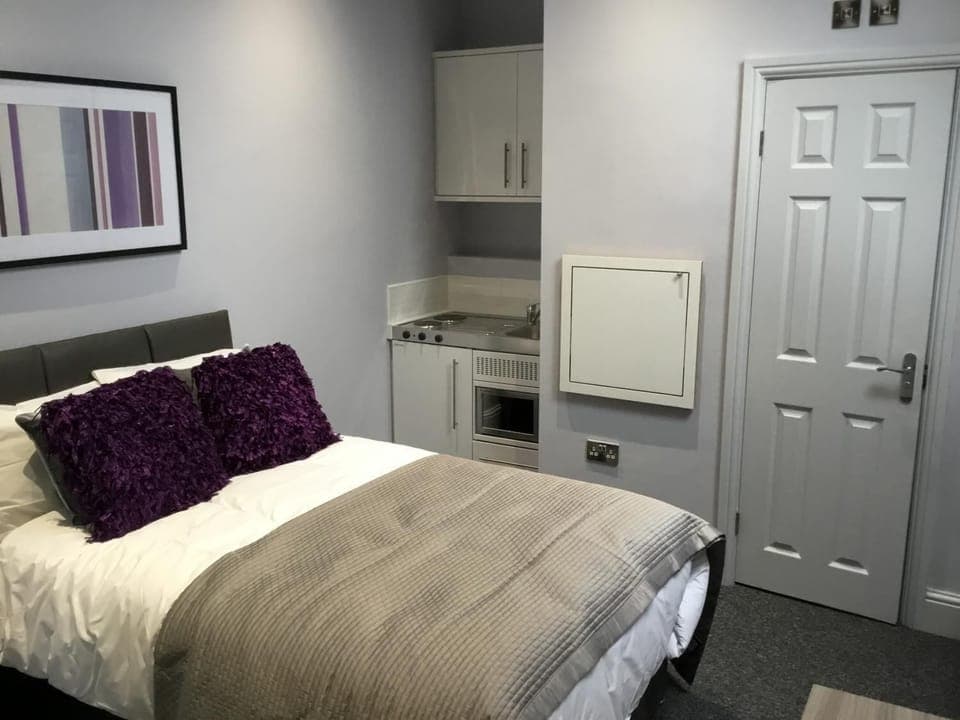 Desk, iron/ironing board, free WiFi, bed sheets