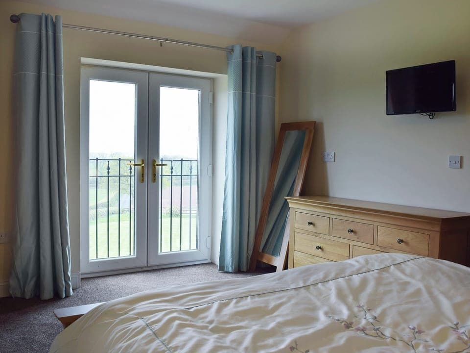 Comfortable double bedroom | Y Hendy Llaeth, Red Roses, near Whitland