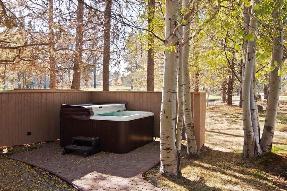 4 Fairway Lane