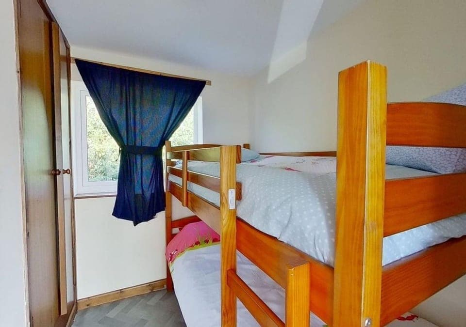 Bedroom 3 - Twin Bunk Beds