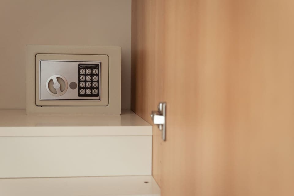 Comfort Double or Twin Room | Premium bedding, pillowtop beds, minibar, in-room safe