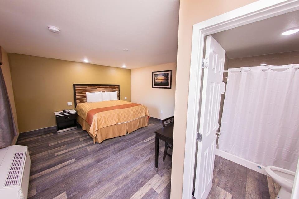 Standard Single Room | Pillowtop beds, desk, laptop workspace, free WiFi