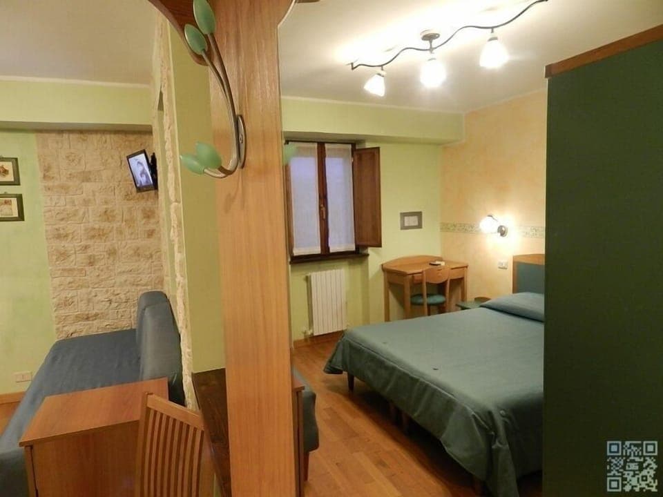 Triple Room, Multiple Beds, Mountain View | 1 bedroom, hypo-allergenic bedding, down comforters, memory foam beds