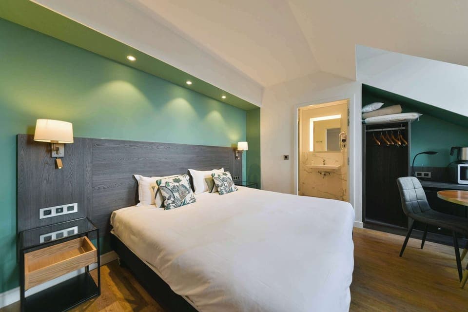 Studio, Multiple Beds | Premium bedding, desk, laptop workspace, blackout drapes