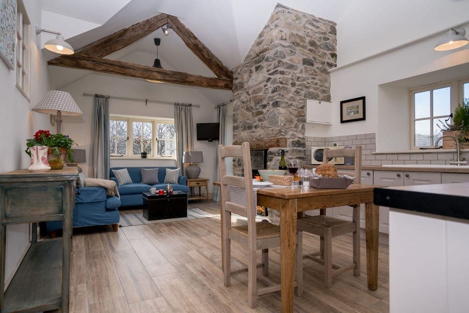 Ground floor: Spacious open plan living area