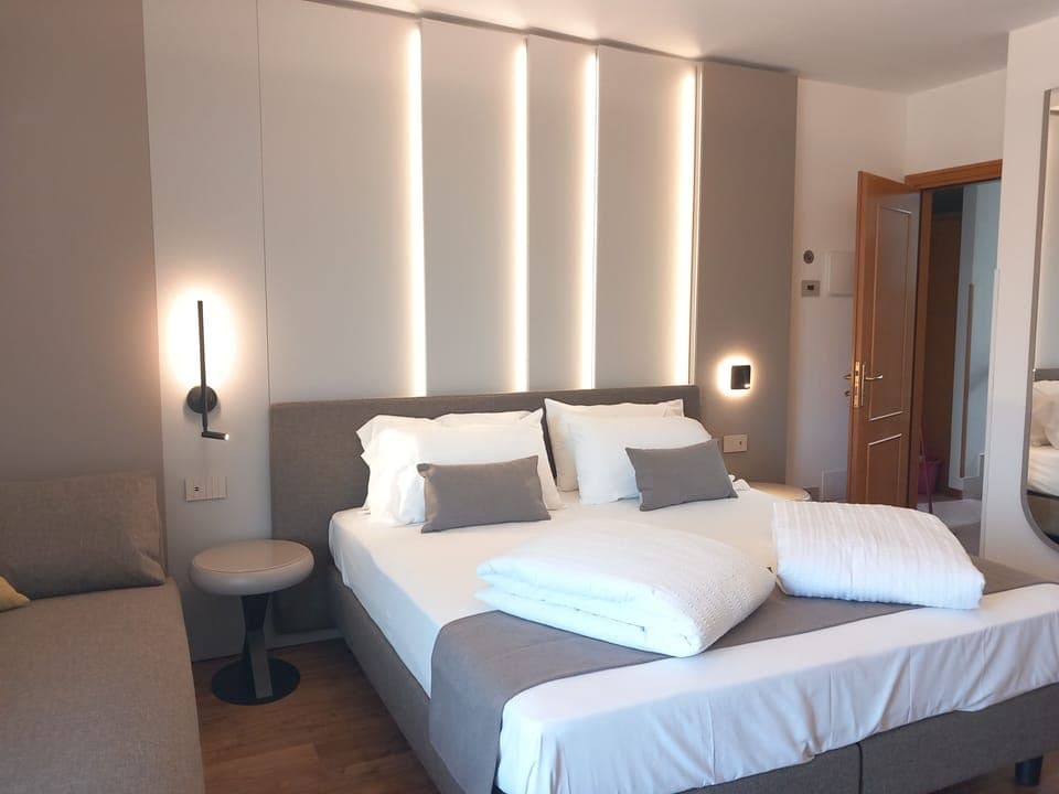 Deluxe Double or Twin Room, 1 Bedroom, Terrace, Lake View | Lake view