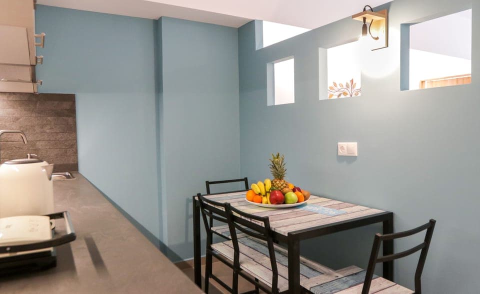In-room dining